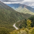 Kaweka Ranges a řeka Ngaruroro, Nový Zéland | fotografie