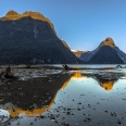 Milford Sound - zrcadlení, Fiordland, Nový Zéland | fotografie